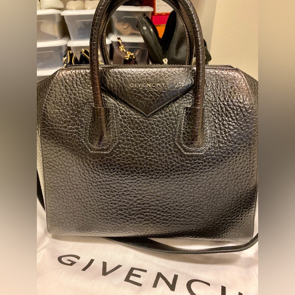 Authentic Rare Givenchy Antigona Bag, Medium